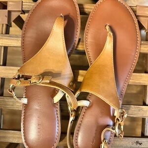 Kelly & Katie Tan Sandals with T-strap Design and Leather Material